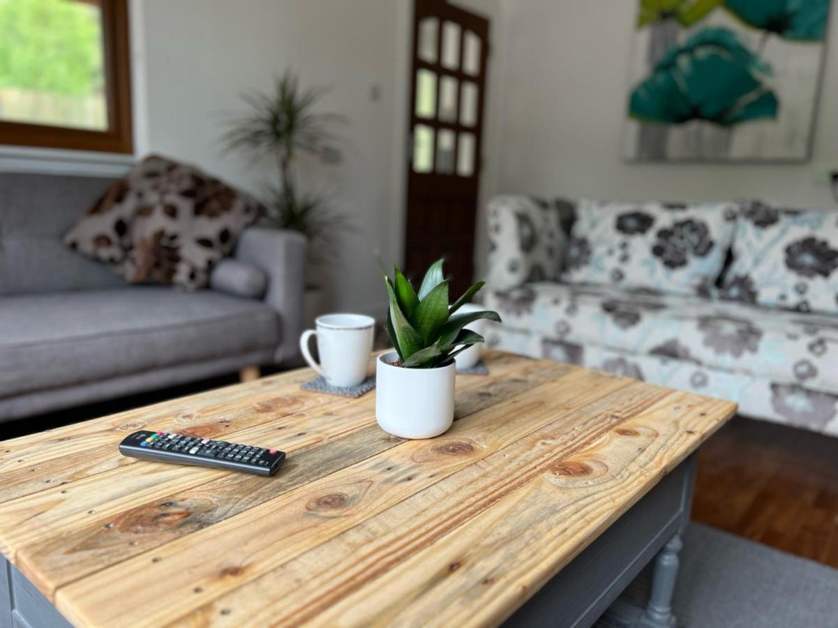 Birchwood Cottage Tore Ngoại thất bức ảnh